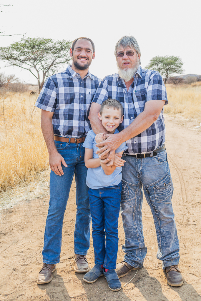 bushveld-family-session_namibia_mariette-du-toit-photograhy