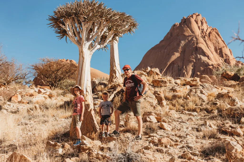 family-in-spitzkoppe-namibia_mariette-du-toit-photography
