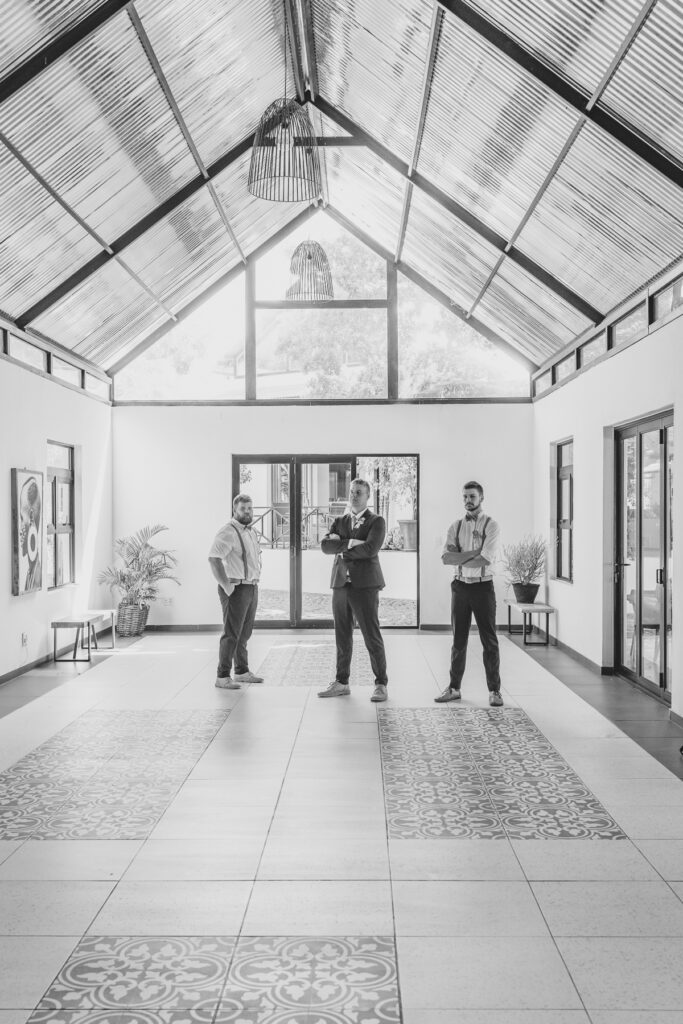 groom-preparation_otjiwarongo-namibia-namibian-wedding-photographer_mariette-du-toit-photography