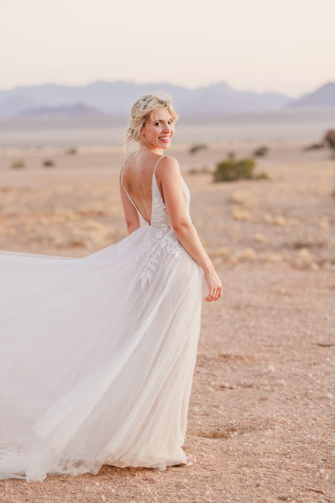 Sossusvlei-wedding_Namibian-safari-wedding_Namibian-wedding-photography