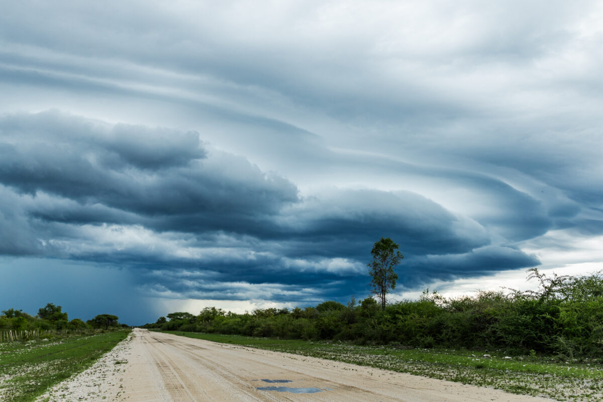 thunder-clouds-namibia_wet-season_mariette-du-toit-photography