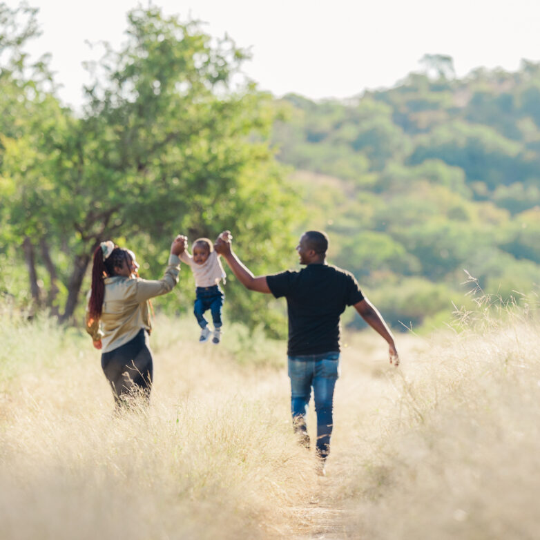 Munatsi & Lovepeace | Family Session
