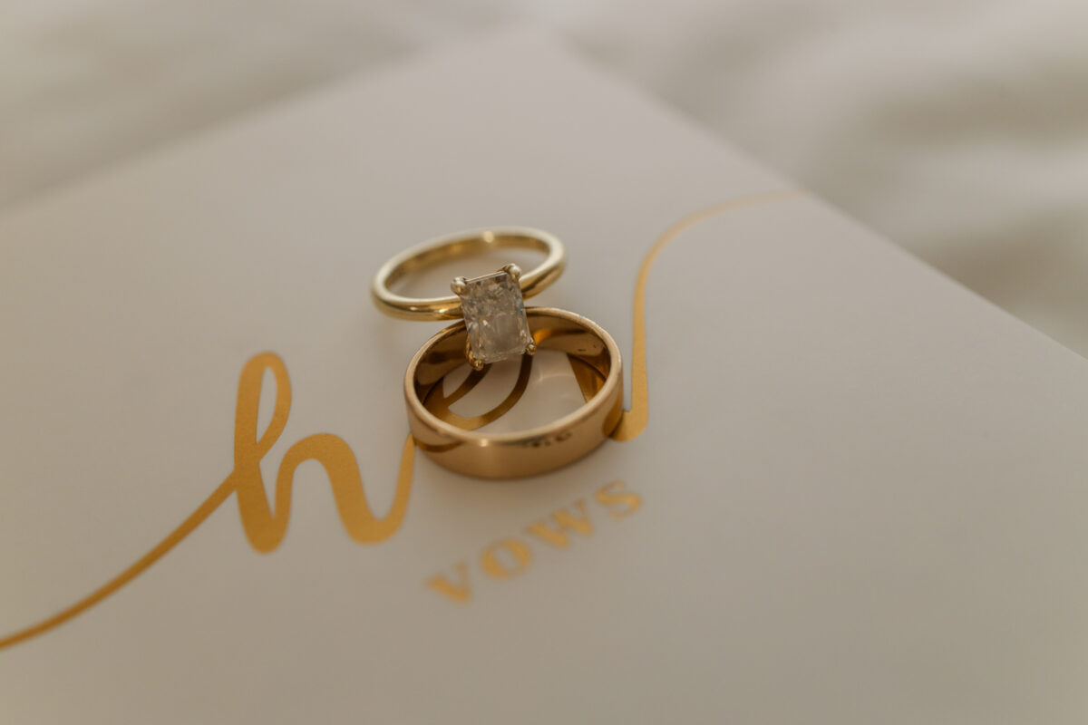 intimate-wedding-details-at-desert-camp-sossusvlei_details-image-by-mariette-du-toit-photography