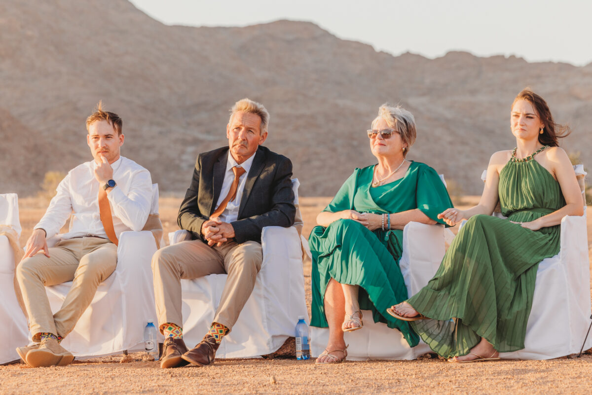 intimate-wedding-in-namib-desert-namibia_ceremony-image-by-mariette-du-toit-photography
