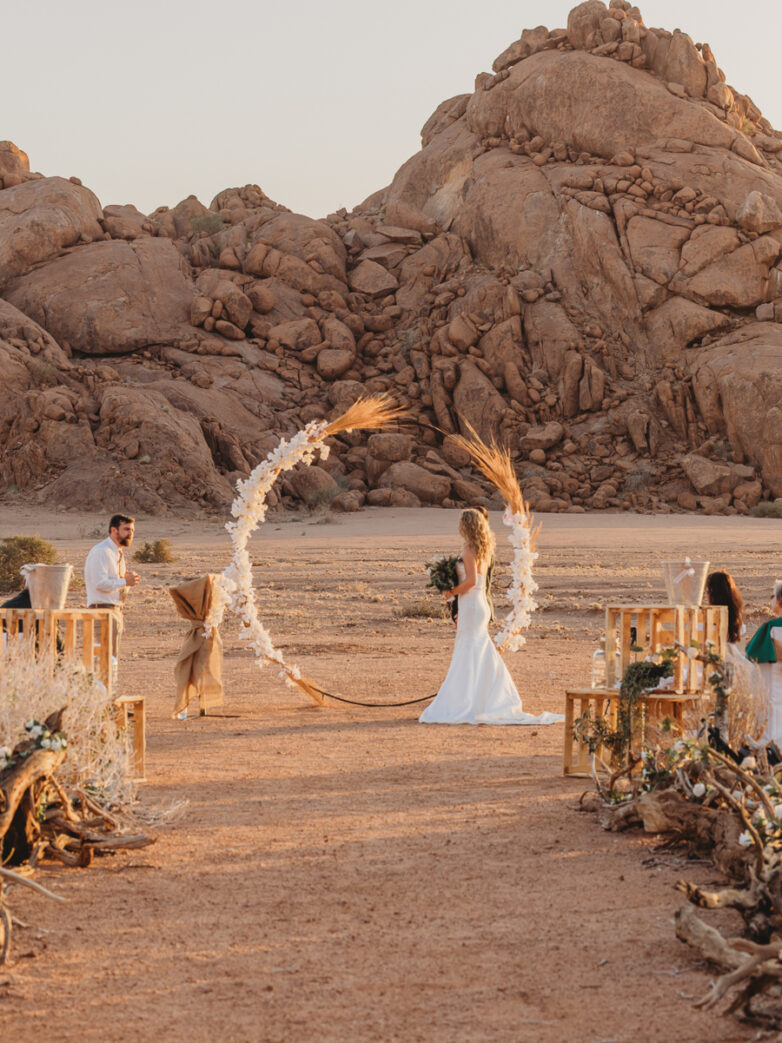 Hans and Ranelda | An Intimate Sossusvlei Wedding