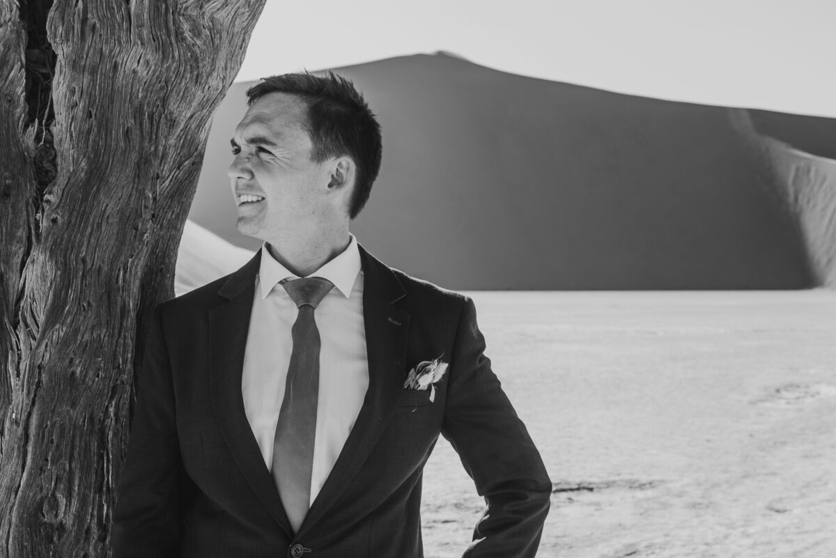 summer elopement in sossusvlei namibia at sossusvlei lodge