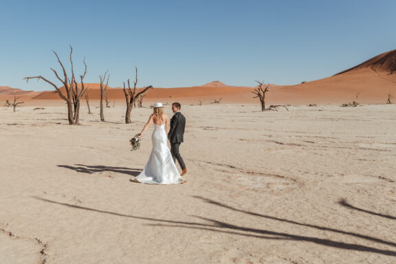 intimate-sossusvlei-wedding_namibia_mariette-du-toit-photography