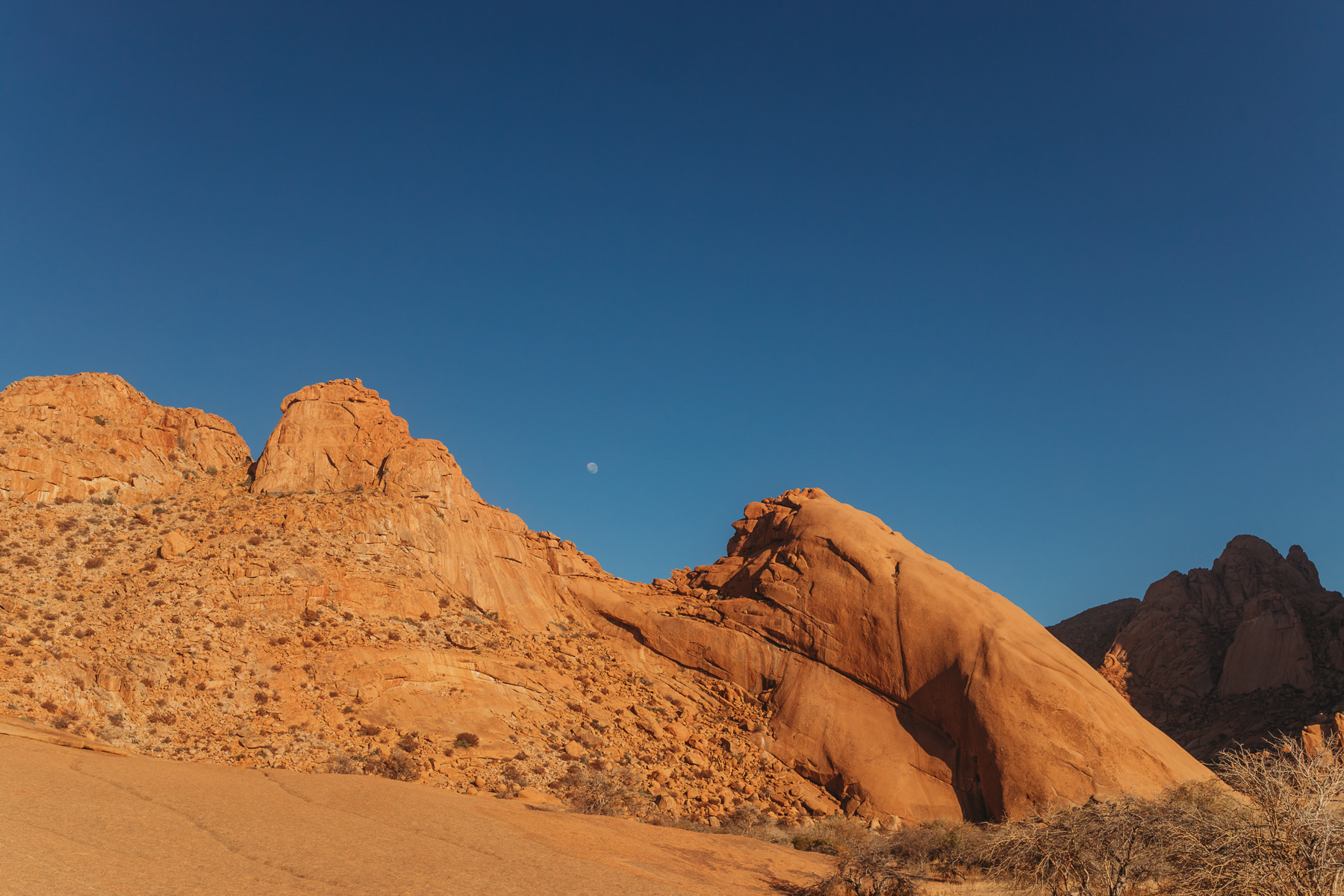 Next-morning Spitzkoppe Namibia golden light
